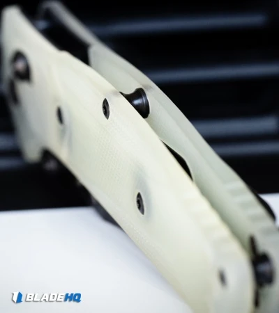 Benchmade 940 Osborne AXIS Lock Knife Natural G-10 (3.4" Black M4) - Image 10